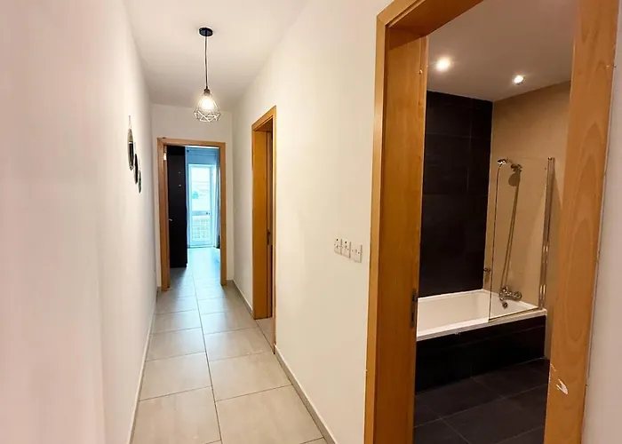 Paceville 2 San Ġiljan